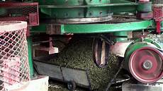 Chocolate Crushing Machine