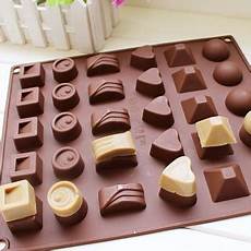 Chocolate Molding Machine