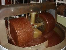 Chocolate Refining Machine
