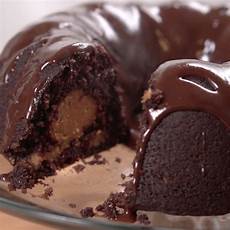 Chocolate Sauce Cakes